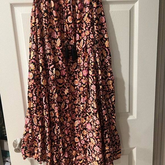 Kivari Dresses & Skirts - Kivari Pink and Black Floral Maxi Skirt